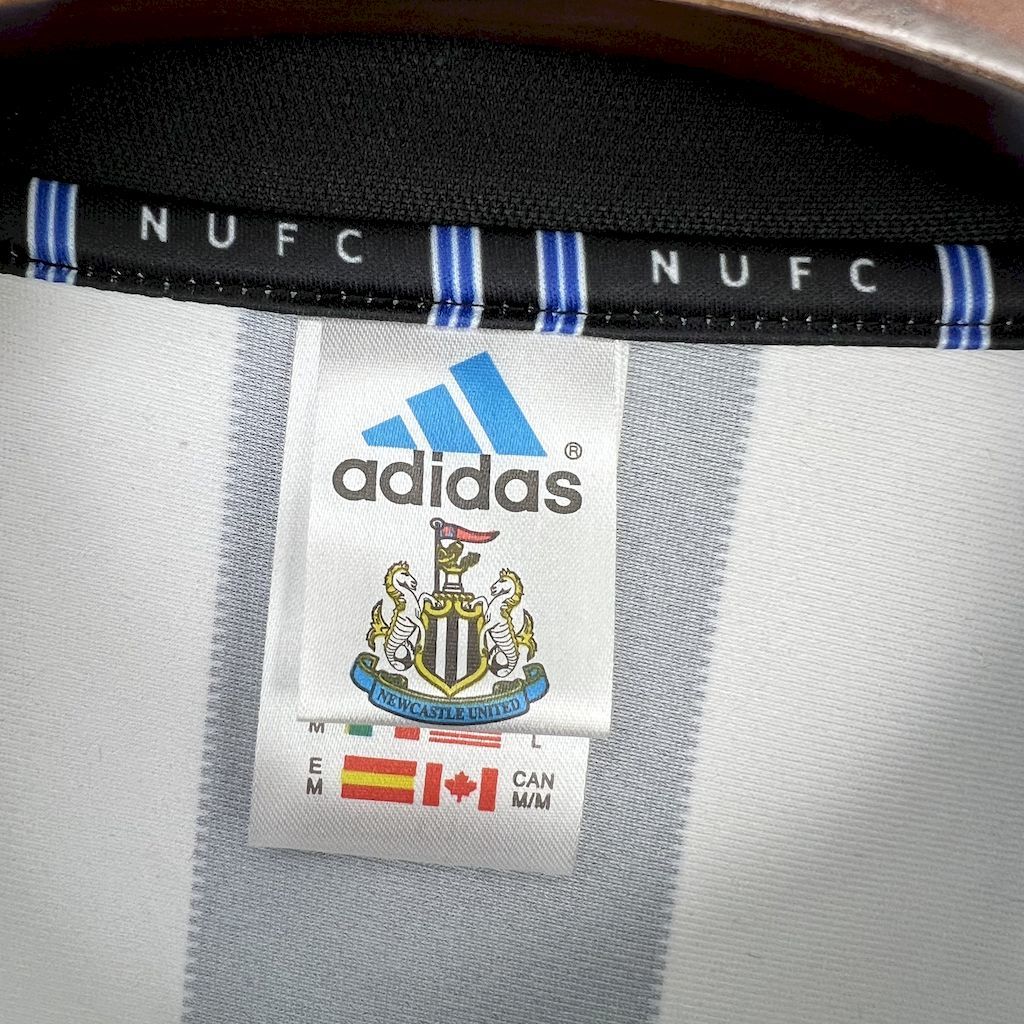 Newcastle United 1999-00 Home Retro Jersey