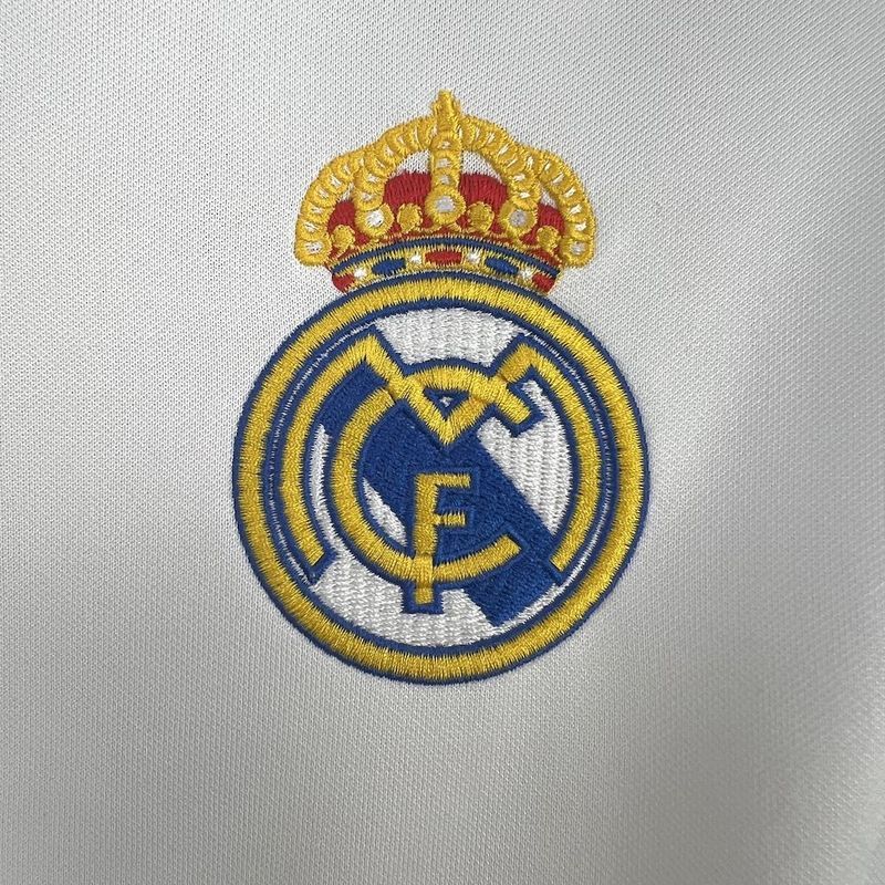 Real Madrid 2003-04 Home Retro Jersey