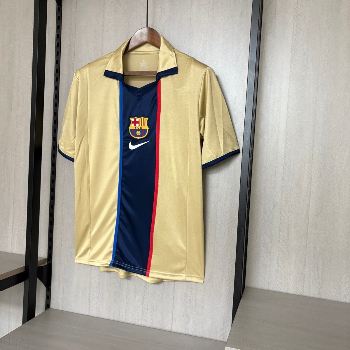 Barcelona 2001-02 Away Retro Jersey