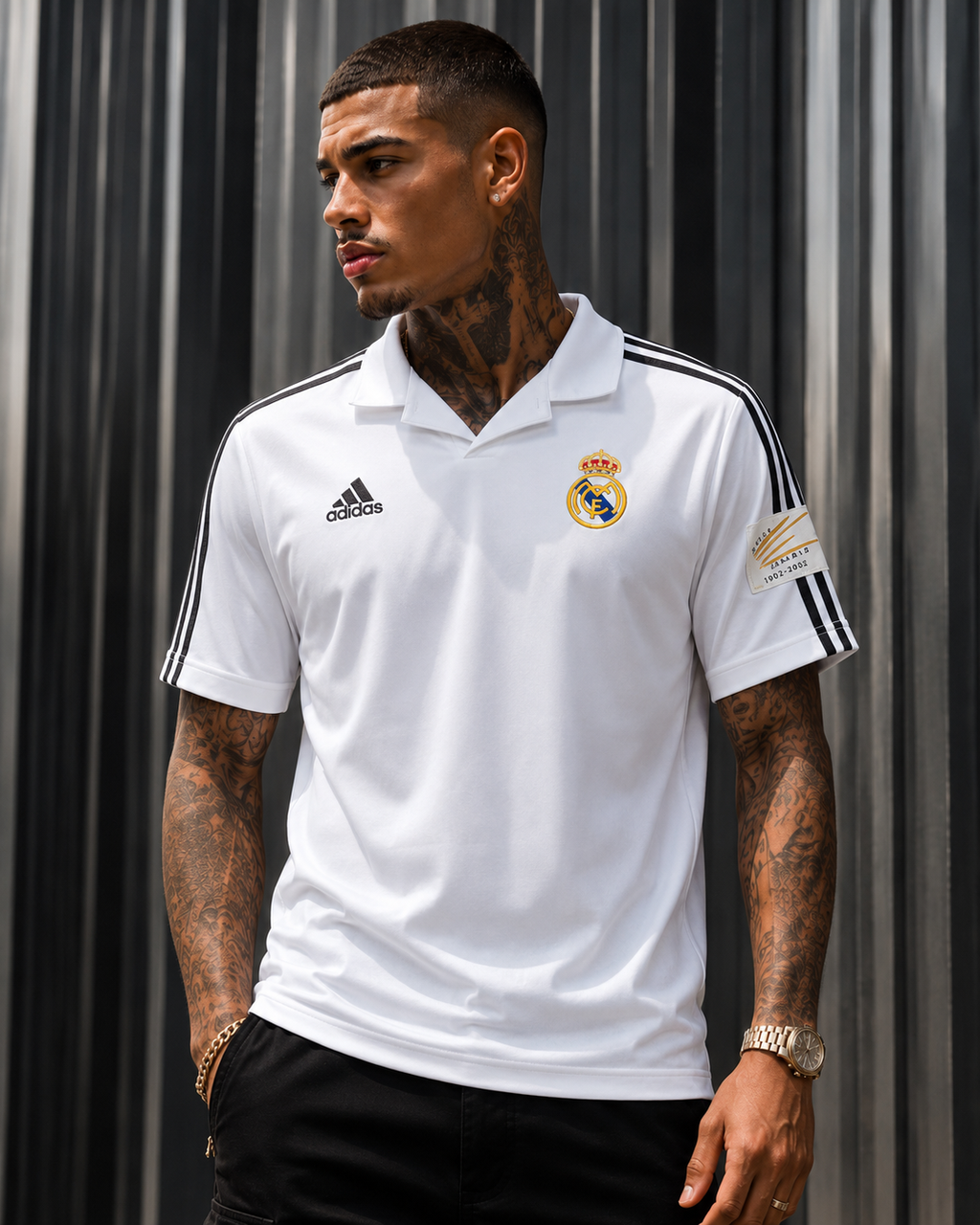 Real Madrid 2001-02 Home Retro Jersey